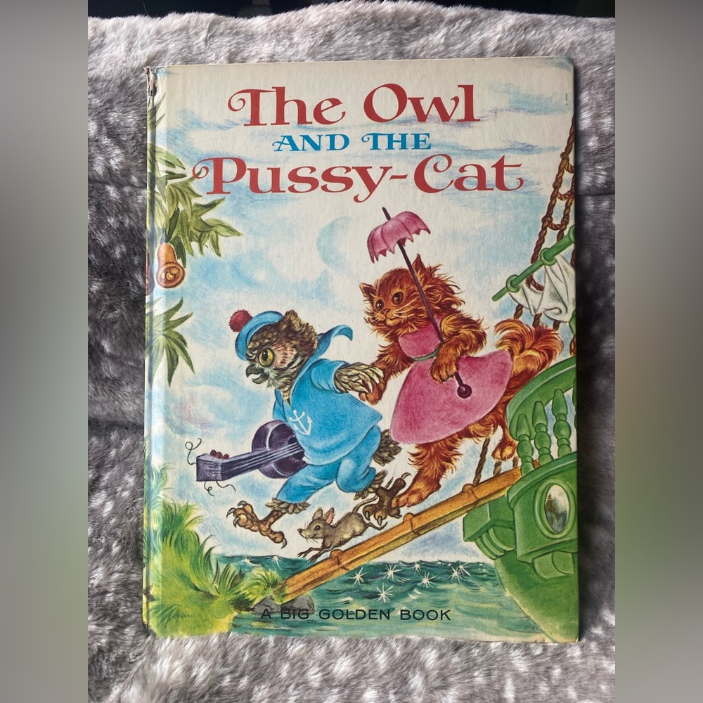 Rare Vintage 1964 hardcover The Owl and the Pussy-cat A Big Golden Book